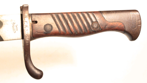 German 1898/05 a/A sawback bayonet with knot - Image 3