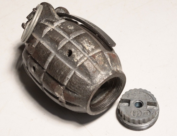 No. 36 Mk 1 Grenade practice - Image 3