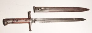 Italian 1891 bayonet with fluted steel scabbard