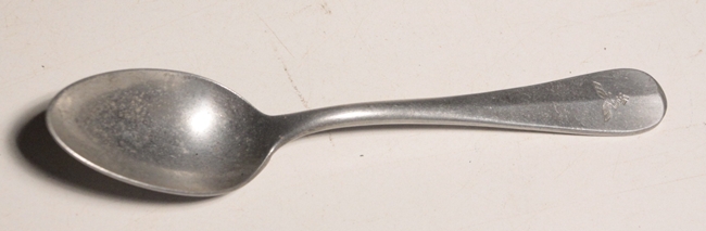 German Luftwaffe plate with utensils - Image 3