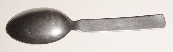 German Luftwaffe plate with utensils - Image 8