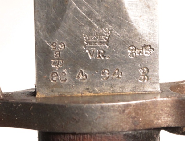 Pattern 1888 bayonet with Oliver pattern leather frog - Image 6