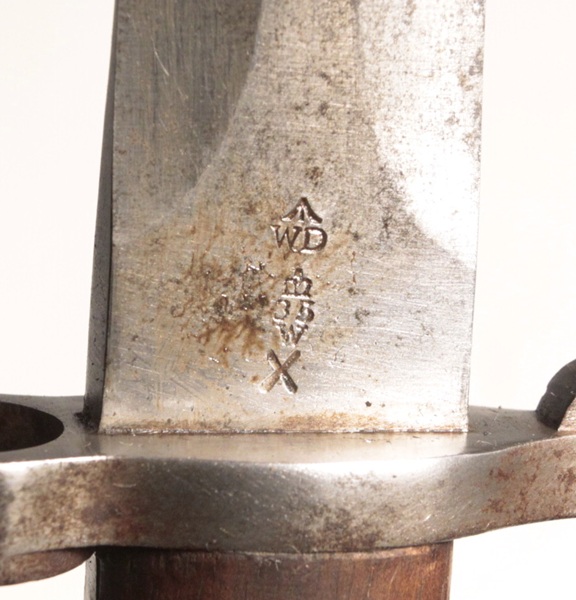 Pattern 1888 bayonet with Oliver pattern leather frog - Image 4