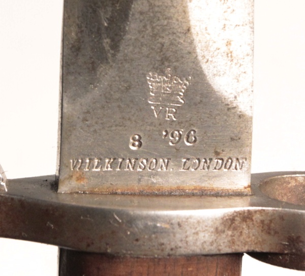 Pattern 1888 bayonet with Oliver pattern leather frog - Image 5