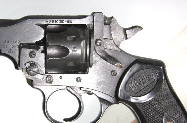 Webley & Scott Mark IV .38 Military & Police - Image 3