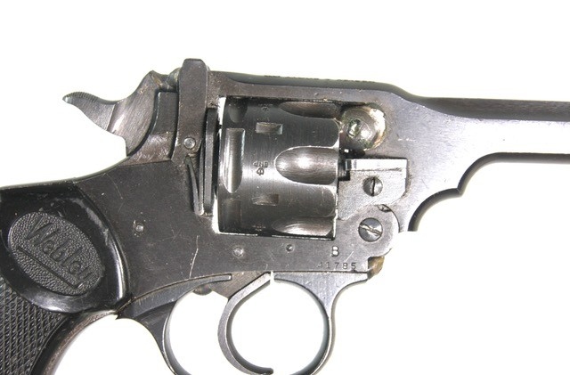 Webley & Scott Mark IV .38 Military & Police - Image 4